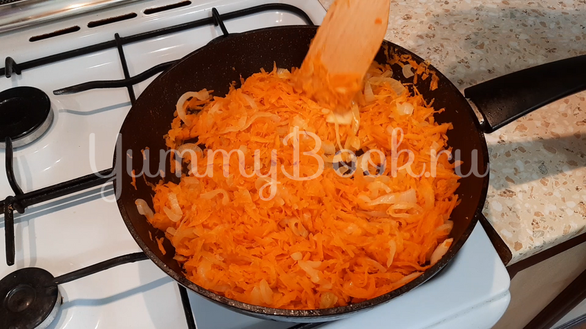 Филе минтая с морковкой в духовке - шаг 6