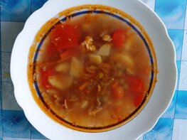 Суп с лечо и горошком