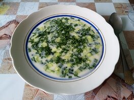 Окрошка по рецепту из Книги о вкусной и здоровой пище, 1952 г.