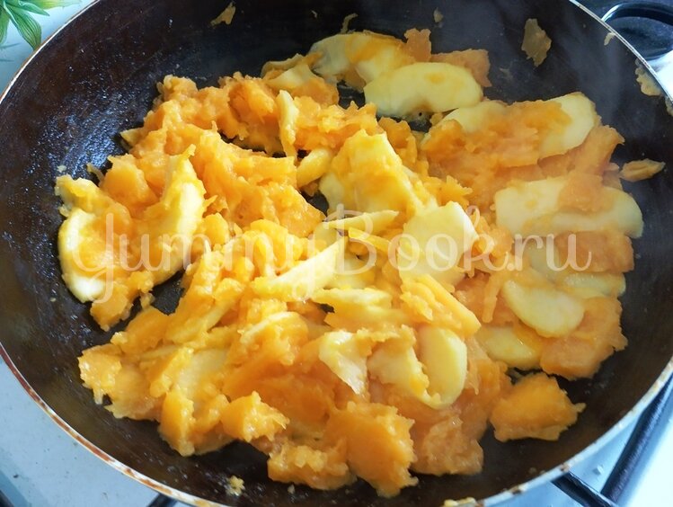 Пшённая запеканка с тыквой и яблоками - шаг 11