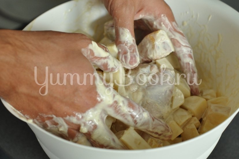 Куриные ножки запеченные с картофелем в рукаве - шаг 6