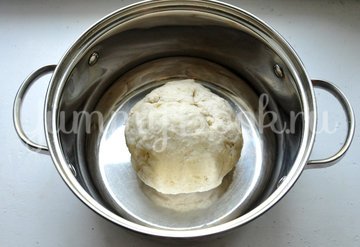 Пирог с ветчиной, курицей и луком - шаг 2