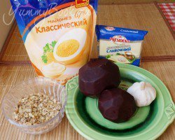 Салат с сыром и свеклой "Каллы" - шаг 1