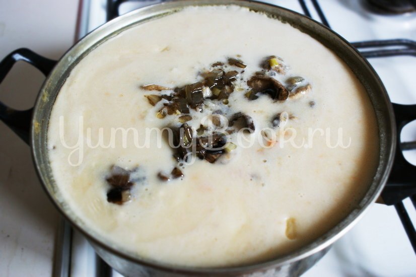 Сырный суп с грибами - шаг 8
