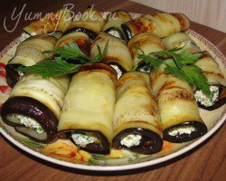 Рулетики из баклажанов с орехами и творогом - шаг 7