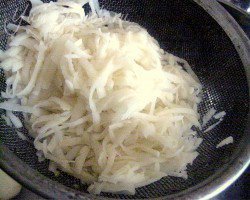 Рыба в картофельной корочке - шаг 2