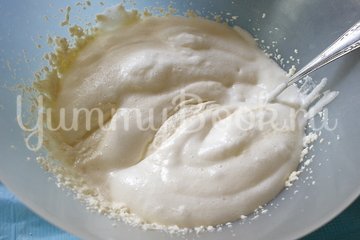 Творожная запеканка в мультиварке - шаг 6