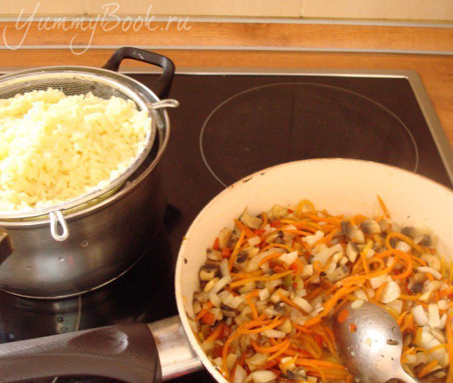 Рис с овощами и грибами - шаг 1
