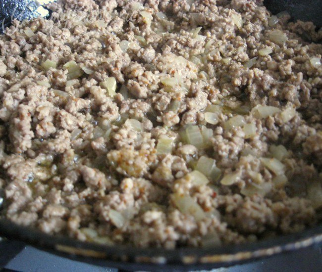 Картофельные пирожки с грибным соусом - шаг 2