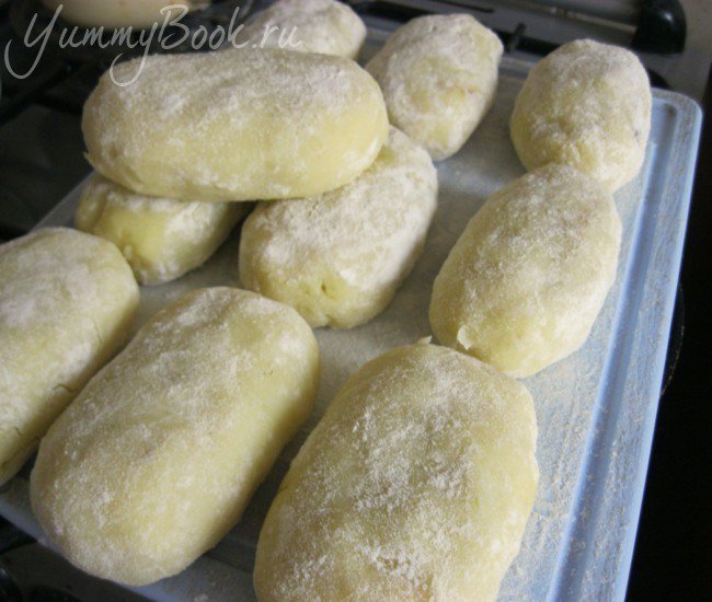 Картофельные пирожки с грибным соусом - шаг 5