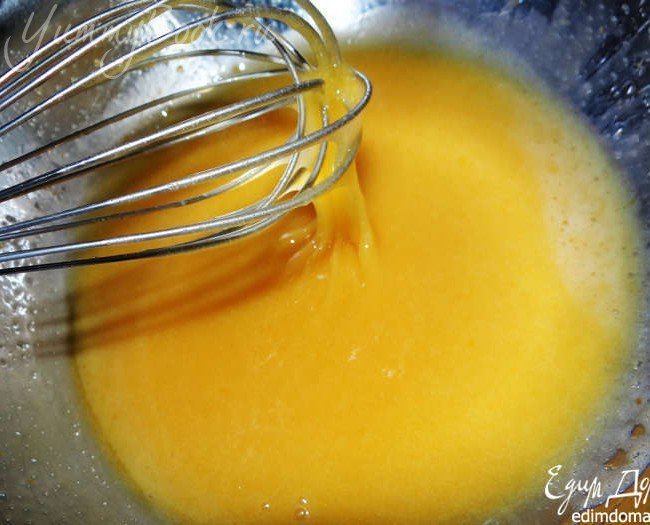 Пирог на лимонаде с киви и штрейзелем - шаг 2