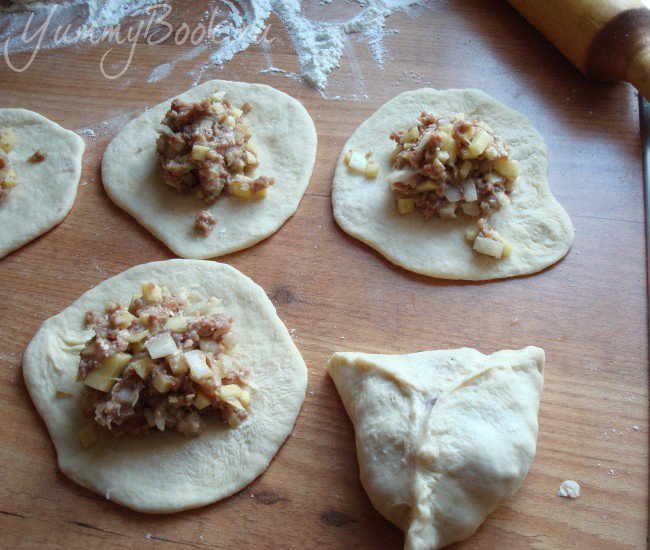Эчпочмак (или пирожки с мясом и картофелем) - шаг 3