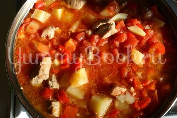 Гуляш с чипетке - шаг 5