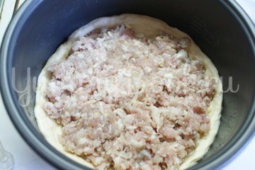 Пирог с мясом в мультиварке - шаг 5