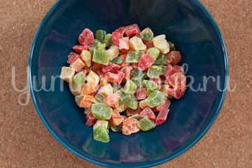 Пасхальное желе с цукатами - шаг 2