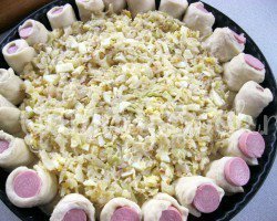 Открытый пирог с капустой и сосисками - шаг 4