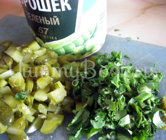 Салат зеленый с черемшой - шаг 2