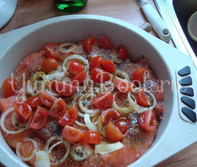 Семга с помидорами - шаг 1