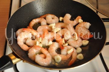 Паста Нери с морепродуктами - шаг 1