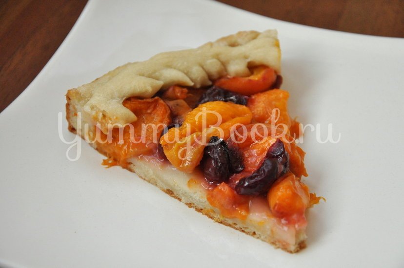 Дрожжевой пирог с фруктами и ягодами - шаг 8
