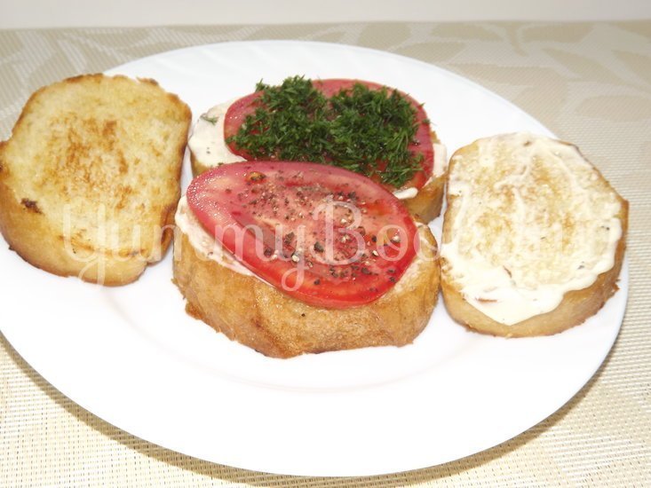 Горячие бутерброды с помидорами - шаг 9