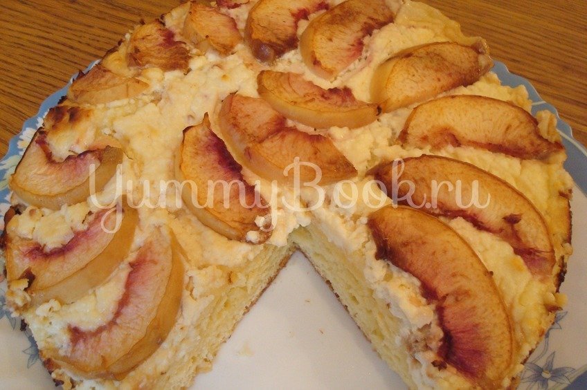 Пирог с творожно - персиковой начинкой