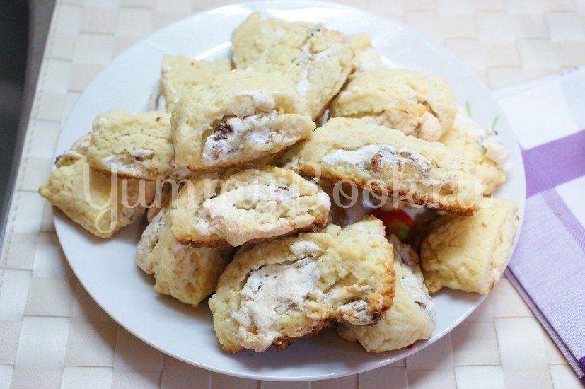 Творожное печенье с безе и орехами - шаг 7