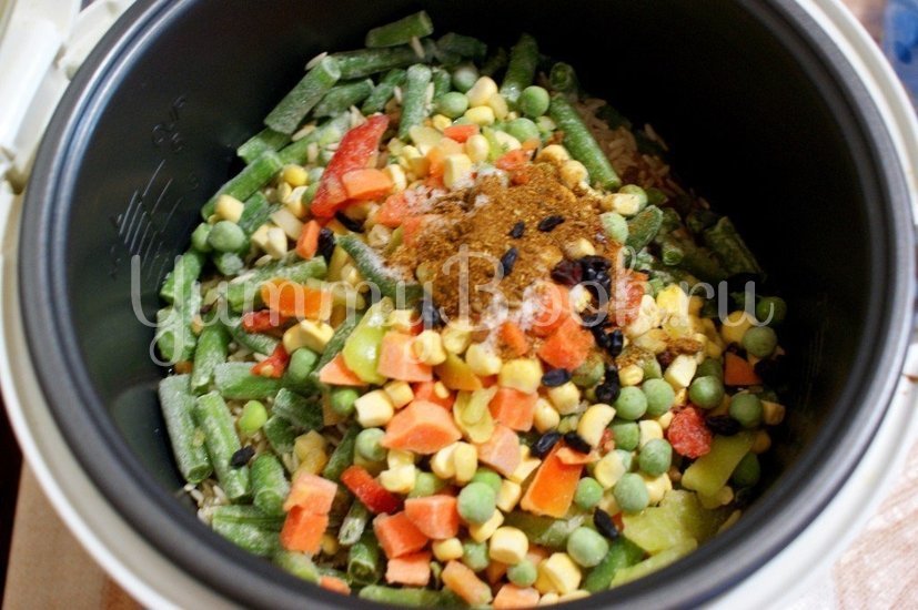 Бурый рис с мясом и овощами в мультиварке - шаг 4