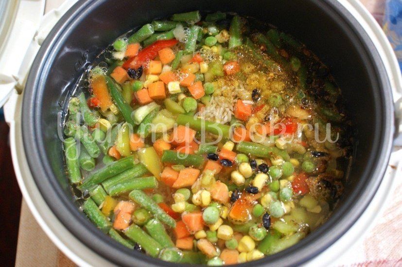 Бурый рис с мясом и овощами в мультиварке - шаг 5