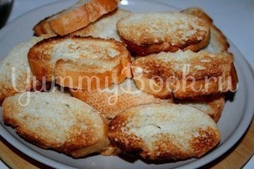 Закусочные бутерброды с печенью трески - шаг 1