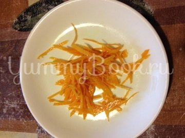Круассаны с шоколадом и апельсиновой цедрой - шаг 3