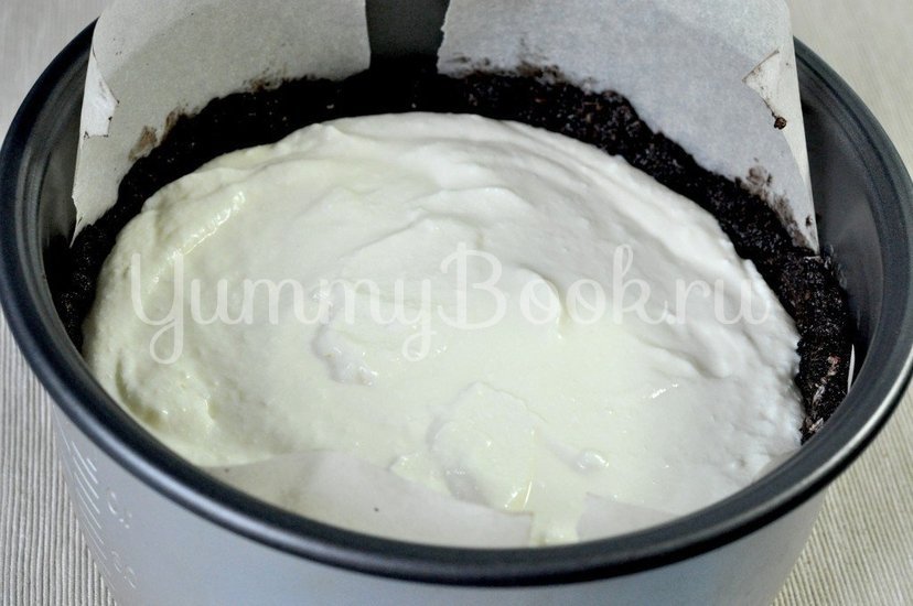 Творожный пирог с шоколадным печеньем в мультиварке - шаг 14
