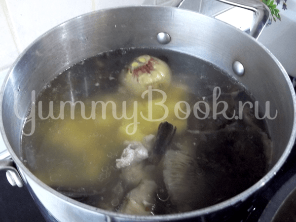 Суп из лесных грибов и мяса - шаг 4