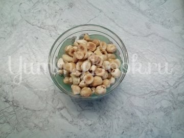 Песочное печенье с орехами на кефире - шаг 7