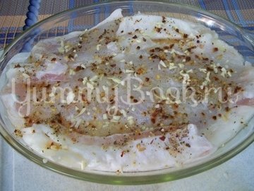 Окунь под сметанным соусом - шаг 5