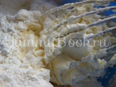 Абрикосовый торт с  кремом из маскарпоне - шаг 4