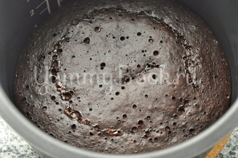 Шоколадный пирог на сметане в мультиварке - шаг 4