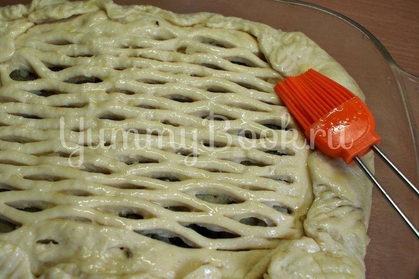 Дрожжевой пирог с картофелем и грибами - шаг 8