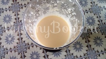 Пирог с зеленым луком и яйцом в мультиварке - шаг 3