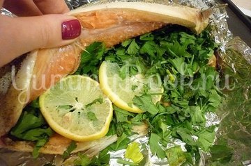 Нерка, запечённая с кинзой и лимоном - шаг 5