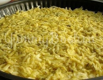 Запеканка из тертого картофеля с сыром и чесноком - шаг 4