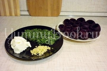 Закуска "Фаршированные свёколки" - шаг 2
