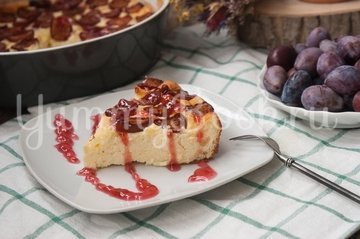 Творожная запеканка со сливами - шаг 10