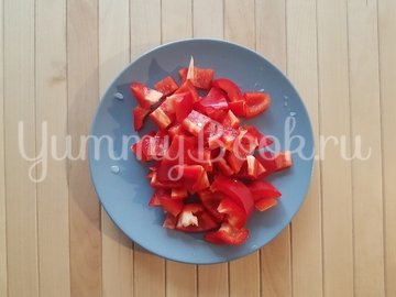 Гуляш из говядины в мультиварке - шаг 3