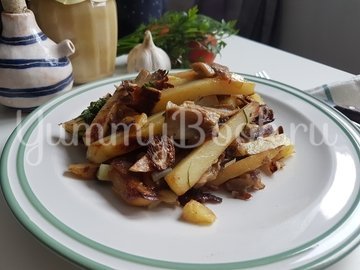 Вешенки с жареной картошкой - шаг 13