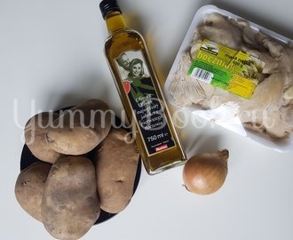 Вешенки с жареной картошкой - шаг 1