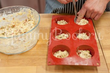 Закусочные маффины а-ля пицца - шаг 4