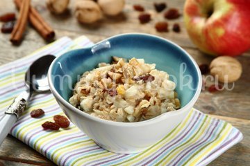 Овсянка с сухофруктами и орехами - шаг 5