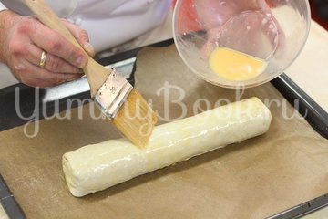 Слоеный рулет со шпинатом и ветчиной - шаг 4