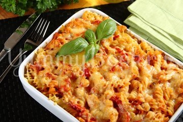 Запеканка из макарон с курицей и сыром - шаг 5